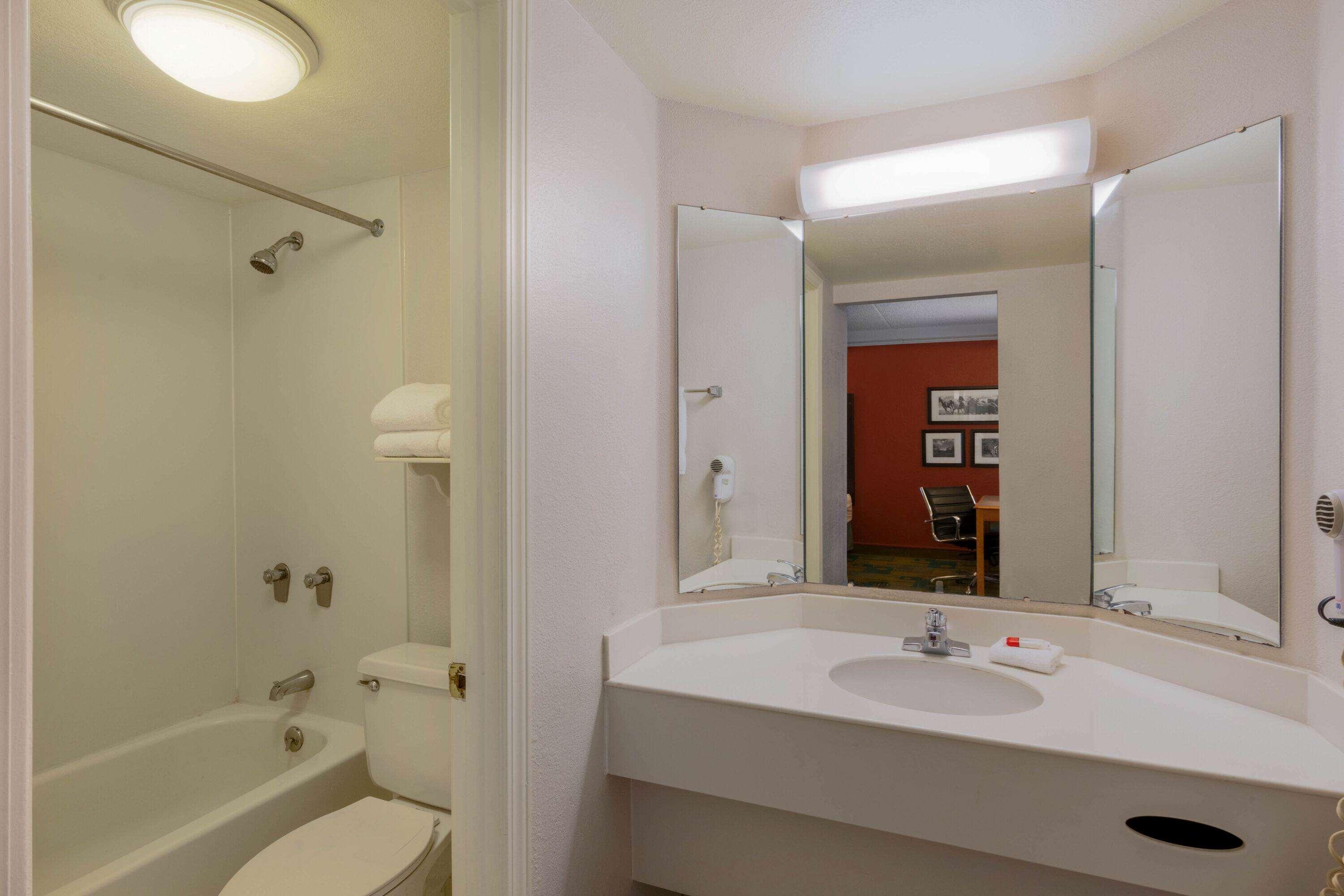 La Quinta Inn By Wyndham שאיין מראה חיצוני תמונה