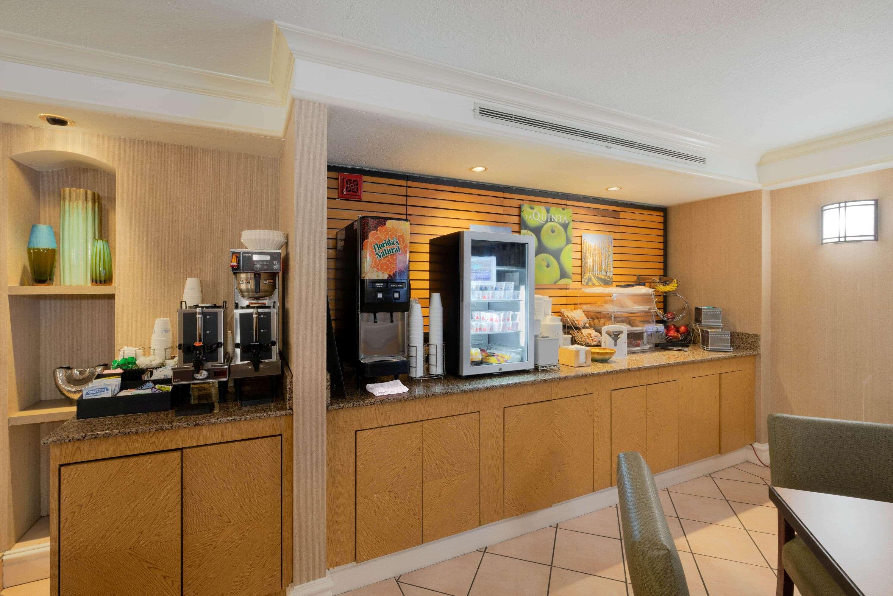 La Quinta Inn By Wyndham שאיין מראה חיצוני תמונה